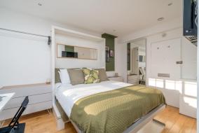 Chelsea, London - Lovely Studio Apartment