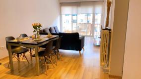 Magnifique appartement 60m2 ,3 pieces , equipee,tres lumineux, 2 minutes a pied de la plage