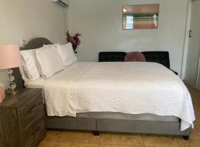 Cozy Studio...With Private Entrance
