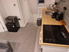Top floor Warren st flat.