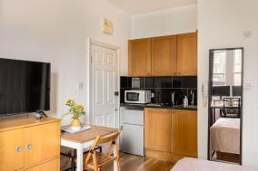South Kensington Courtfield Gardens studio