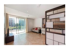 Battersea Mall apartment
