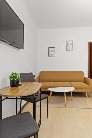 Upscale Studio, Walking Distance from The Old Town