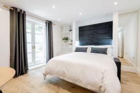 Well-Positioned Studio Flat