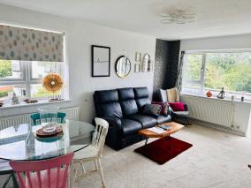 Spacious 2 Bedroom Flat 20mins to Oxford Street by Tube