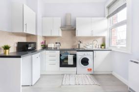 Superb Apts in Earls Court