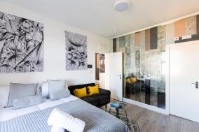 Cosy Central Studio Apartment Zone 2 (4)