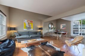 JOIVY Stylish flat with private terrace in Notting Hill
