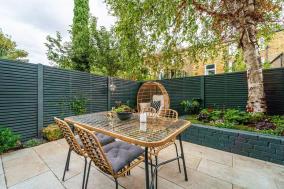2 Bedroom garden flat