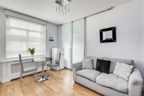 Mrhbaaⁿ Amazing Flat in the Centre