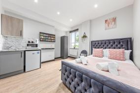 Serviced Ensuite Room Studio Sydenham London SE26