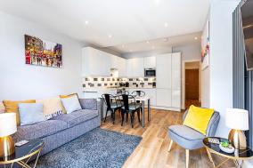 Cozy 2 Bed Apartment in Chiswick