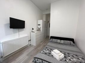 Lovely Studio Apartments on Finchley Road