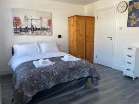 Amazing Studio Room 4 - East Ham/East London