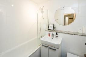 Cosy High-ceiling Victorian flat with balcony - 2mins to Hyde Park, Kensington Palace, NottingHill, High Street Kensington,2BR 2Baths