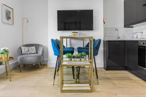Modern 3 and 2 bedroom apartment in Maida Vale