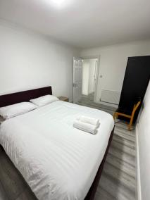 Nice 3 bedroom Bayswater