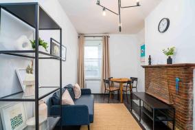 Cosy 2 Bed Flat In East London