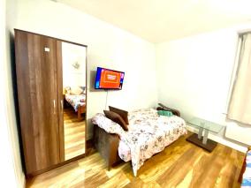 Stylish One bed Studio Paddington Station In Central London