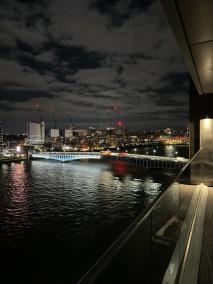 2 Bed 2 Bath - Amazing views of London and River Thames