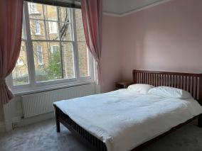 1 Bedroom Apartment in the heart of West London