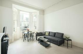 Remarkable 2-Bed Apartment in London
