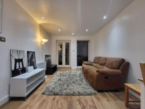 Entire Apartment with Balcony, Gym, Sauna & Steam Room with Secured Free Parking
