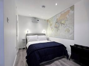Kensington Studio hosted by AirOperate near Notting Hill - 1 Double Bed , 1 Sofa Bed, Ground Floor Apartment via Private Entrance
