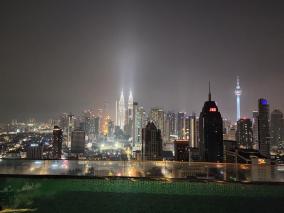 Regalia Comfort Suites KLCC SkyPool