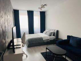 Stylish Urban Studio, Sky Garden