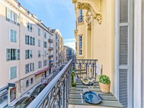 Luxury Homeplace in Nice Center
