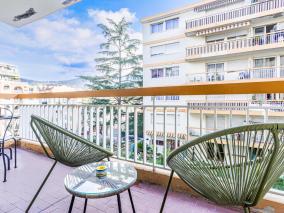 Apartment Les Arenes de Cimiez-1 by Interhome