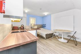 Cosy studio flat on a budget