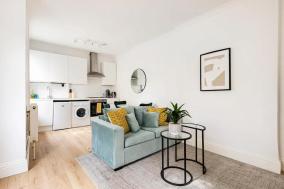Stylish one bedroom apartment in Greater London