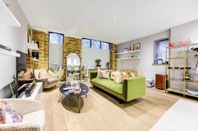 GuestReady - Vauxhall Cityscape Serenity