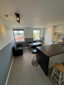 Modern and cozy two bed in Clapham 5