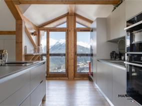 Penthouse 5* skis aux pieds avec cheminee, parking et vue panoramique a Courchevel 1650 - FR-1-664-8