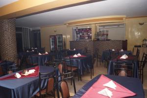 Restaurace v ubytování Diamonds Hotel Kampala