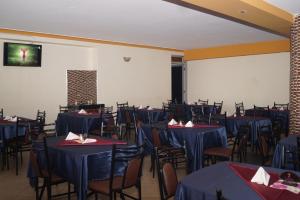 Restaurace v ubytování Diamonds Hotel Kampala