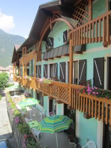 Gallery image of Hotel Alpina in Pinzolo