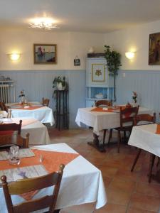 Restaurant o un lloc per menjar a Mosel-Landhaus B&B