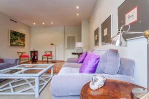Posedenie v ubytovaní Apartamento Plaza Nueva
