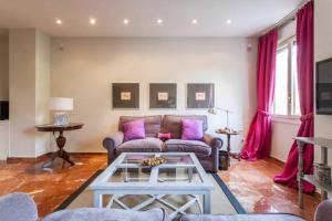 Posedenie v ubytovaní Apartamento Plaza Nueva