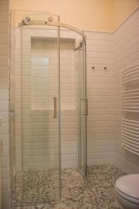 Bilik mandi di Zora Apartman +20 gambar