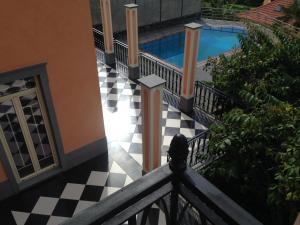 A piscina localizada em Quinta Paços do Lago ou nos arredores