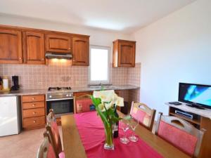 Kuchyň nebo kuchyňský kout v ubytování Apartments Milin