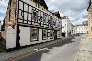 Imagem da galeria de White Hart Inn em Wells