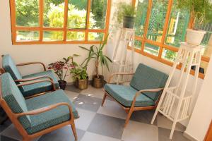 Ruang duduk di Zeravica Rooms B&B