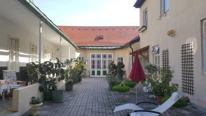 Budova, kde se bed and breakfast nachází