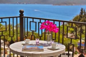 Gallery image of Lale Hotel in Kas +38 photos